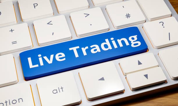 The Pros And Cons Of Day Trading In The Online Stock Market
